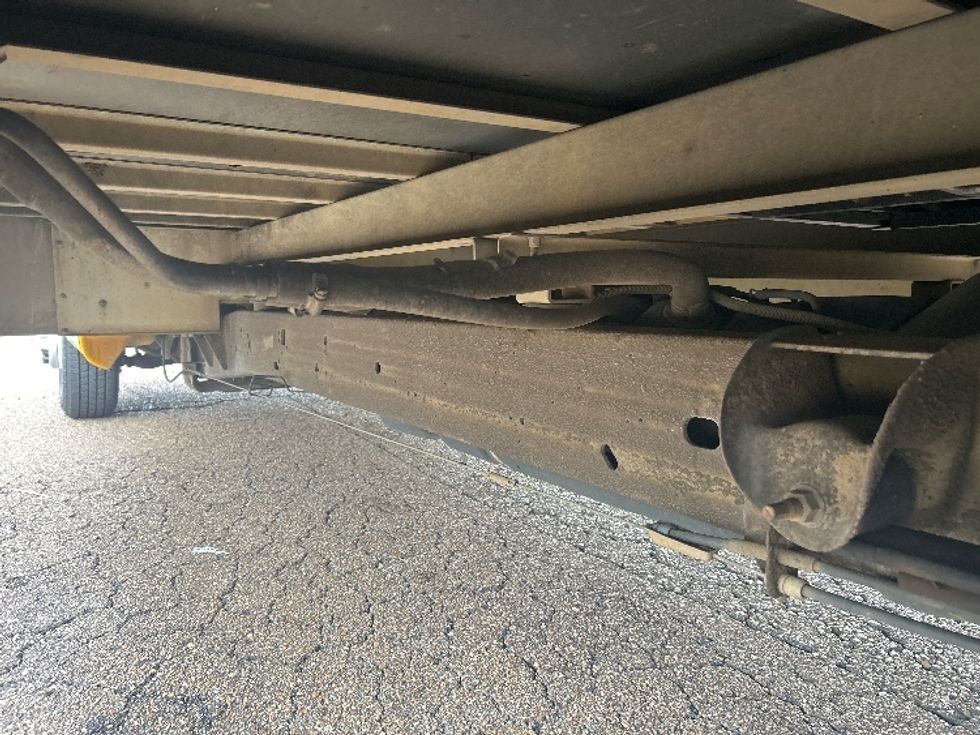 Light Duty Box Truck-Light and Medium Duty Trucks-GMC-2021-Savana G33903-Richland-MS-122,747\n\t\tmiles-$ 23,250 - Image 5