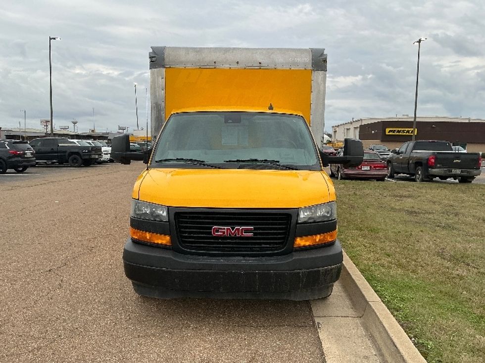 Light Duty Box Truck-Light and Medium Duty Trucks-GMC-2021-Savana G33903-Richland-MS-87,802\n\t\tmiles-$ 27,750 - Image 2