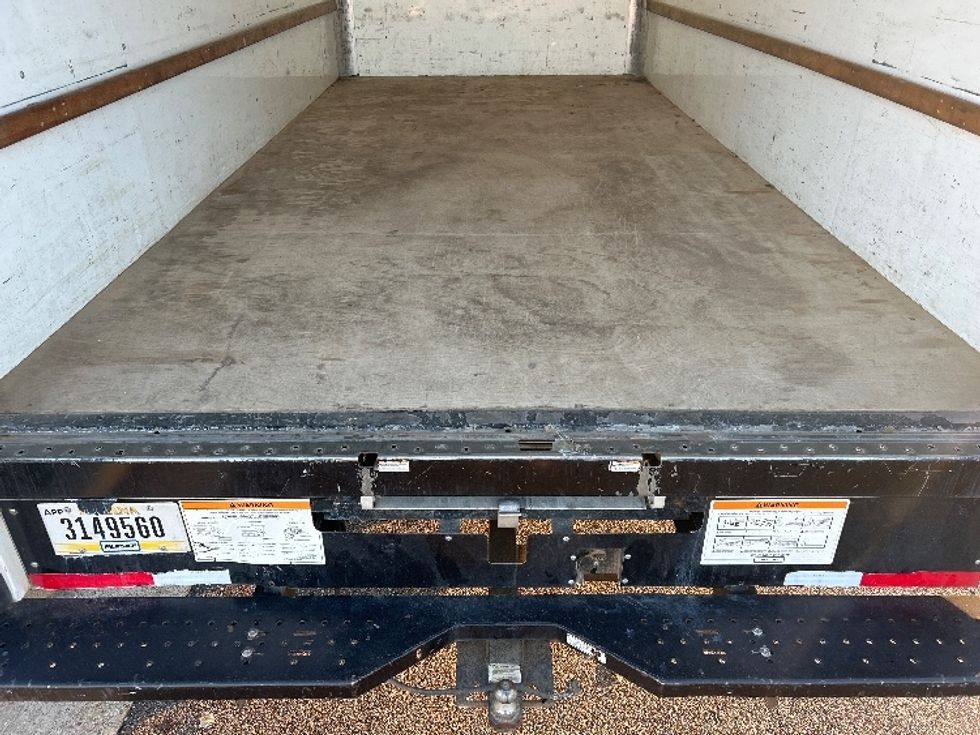 Light Duty Box Truck-Light and Medium Duty Trucks-GMC-2021-Savana G33903-Richland-MS-90,959\n\t\tmiles-$ 30,500 - Image 10