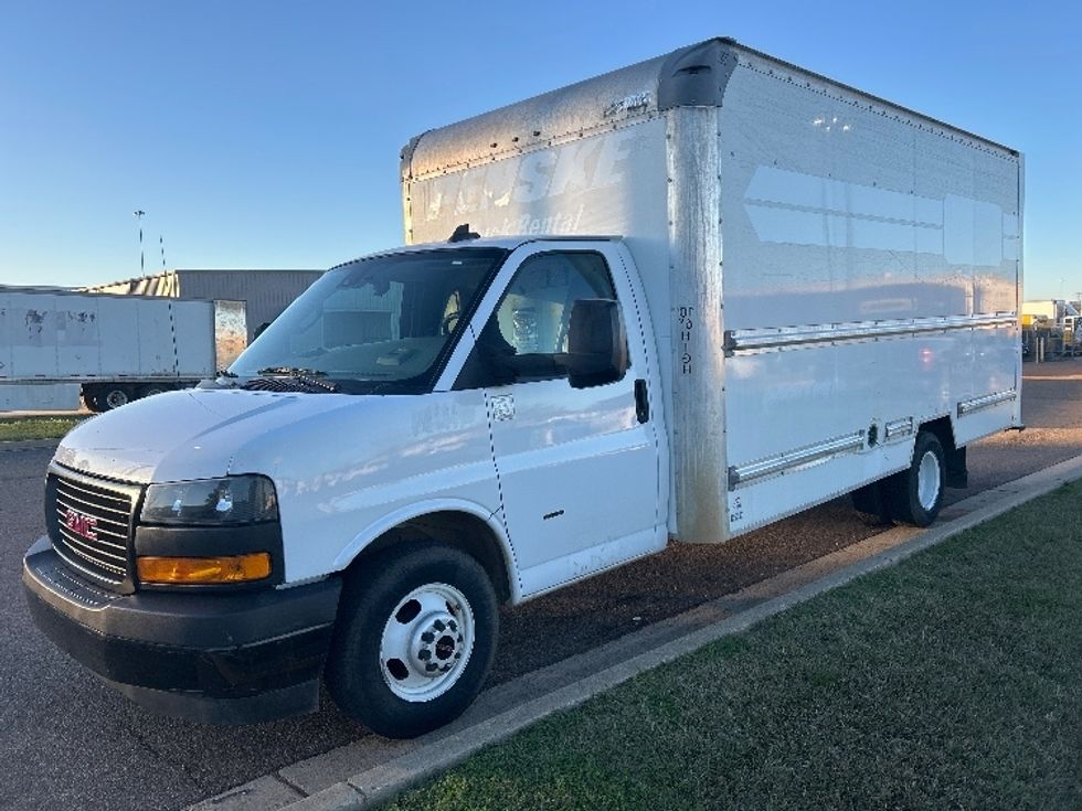 Light Duty Box Truck-Light and Medium Duty Trucks-GMC-2021-Savana G33903-Richland-MS-90,959\n\t\tmiles-$ 30,500 - Image 3