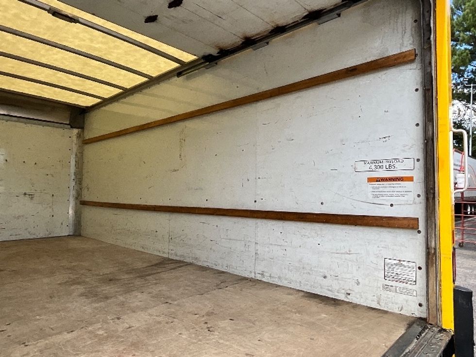 Light Duty Box Truck-Light and Medium Duty Trucks-GMC-2021-Savana G33903-Richmond-VA-103,807\n\t\tmiles-$ 26,000 - Image 11
