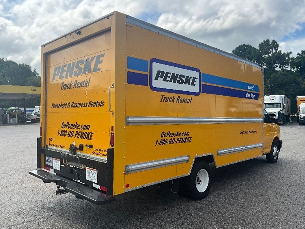 Light Duty Box Truck-Light and Medium Duty Trucks-GMC-2021-Savana G33903-Richmond-VA-103,807\n\t\tmiles-$ 26,000 - Image 12
