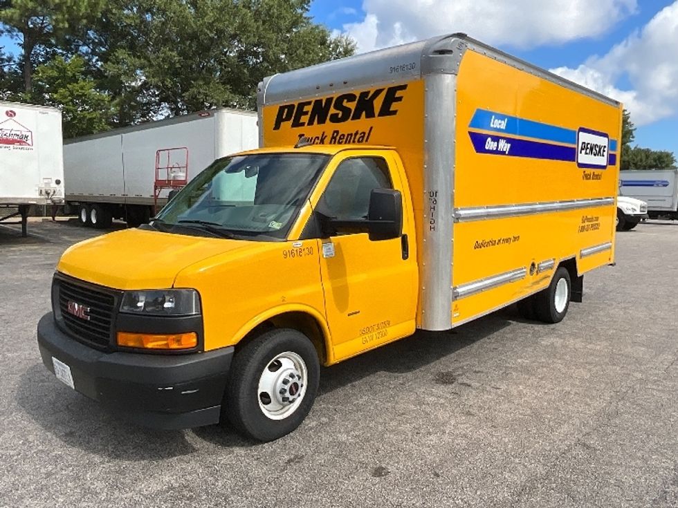 Light Duty Box Truck-Light and Medium Duty Trucks-GMC-2021-Savana G33903-Richmond-VA-103,807\n\t\tmiles-$ 26,000 - Image 3