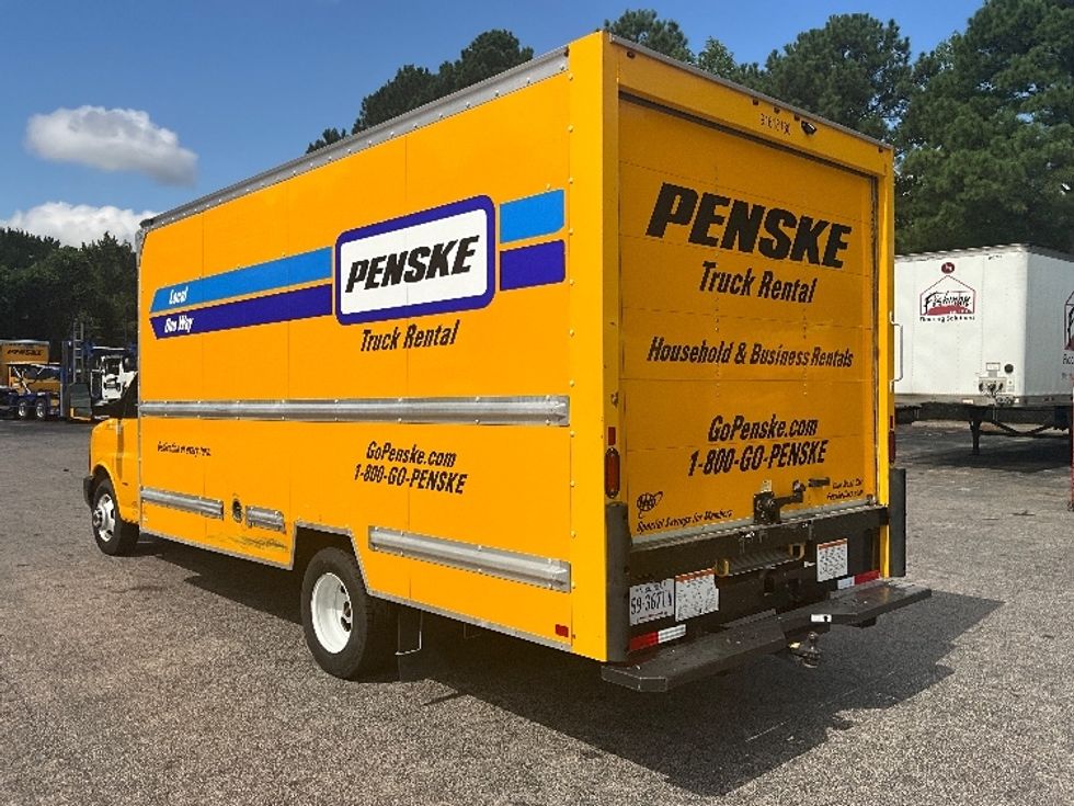 Light Duty Box Truck-Light and Medium Duty Trucks-GMC-2021-Savana G33903-Richmond-VA-103,807\n\t\tmiles-$ 26,000 - Image 5