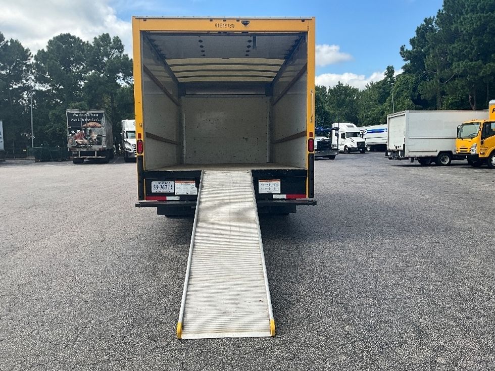 Light Duty Box Truck-Light and Medium Duty Trucks-GMC-2021-Savana G33903-Richmond-VA-103,807\n\t\tmiles-$ 26,000 - Image 8