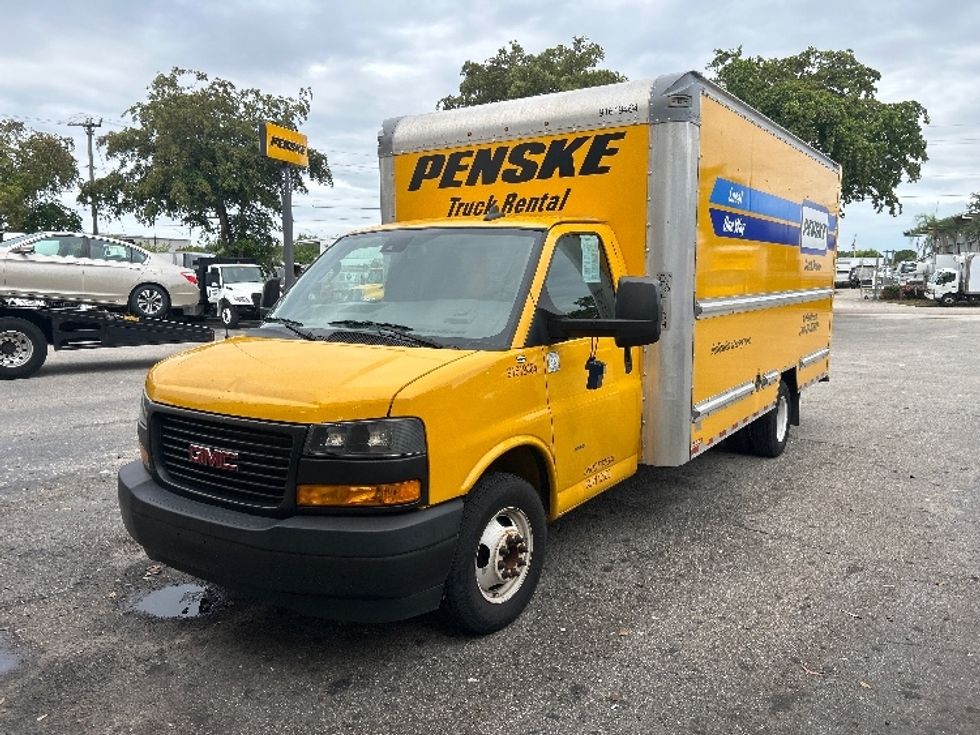 Light Duty Box Truck-Light and Medium Duty Trucks-GMC-2021-Savana G33903-Riviera Beach-FL-105,068\n\t\tmiles-$ 26,250 - Image 3