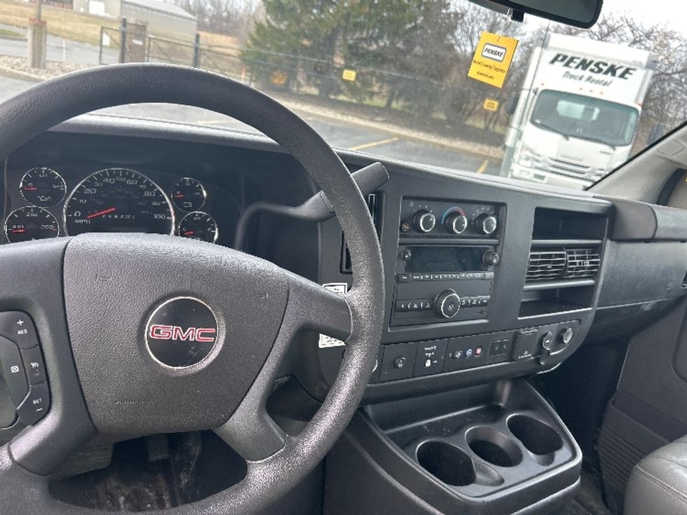 Light Duty Box Truck-Light and Medium Duty Trucks-GMC-2021-Savana G33903-Rochester-NY-100,411\n\t\tmiles-$ 27,250 - Image 16