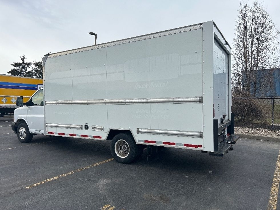 Light Duty Box Truck-Light and Medium Duty Trucks-GMC-2021-Savana G33903-Rochester-NY-100,411\n\t\tmiles-$ 27,250 - Image 5