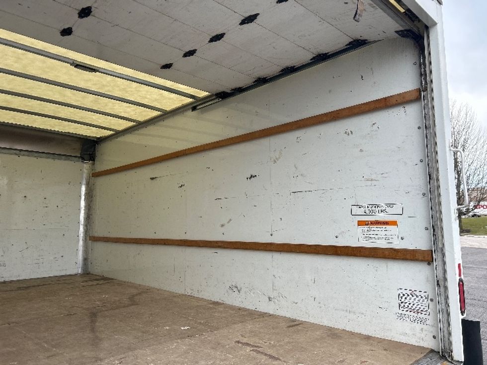 Light Duty Box Truck-Light and Medium Duty Trucks-GMC-2021-Savana G33903-Rochester-NY-104,580\n\t\tmiles-$ 29,500 - Image 12