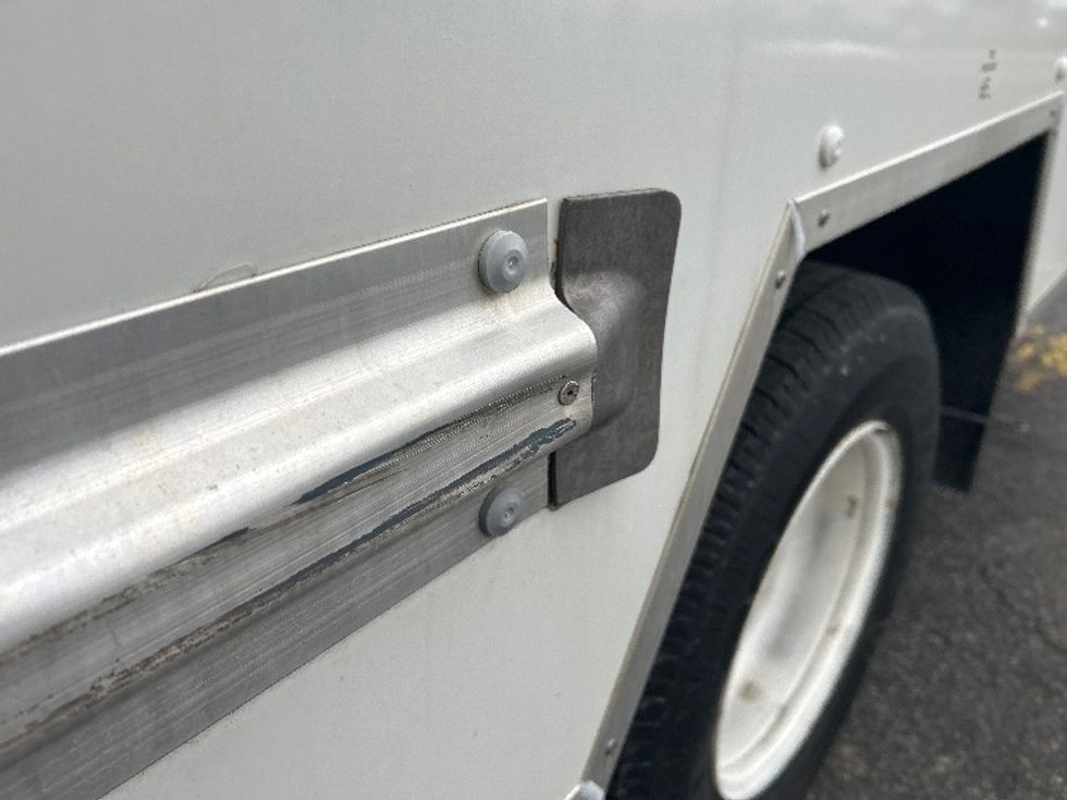 Light Duty Box Truck-Light and Medium Duty Trucks-GMC-2021-Savana G33903-Rochester-NY-104,580\n\t\tmiles-$ 29,500 - Image 27