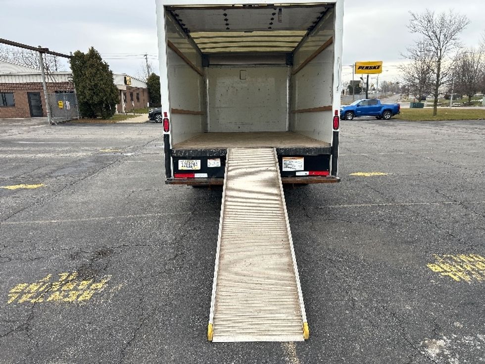 Light Duty Box Truck-Light and Medium Duty Trucks-GMC-2021-Savana G33903-Rochester-NY-104,580\n\t\tmiles-$ 29,500 - Image 9