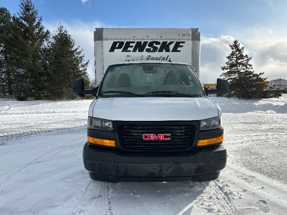 Light Duty Box Truck-Light and Medium Duty Trucks-GMC-2021-Savana G33903-Rochester-NY-106,810\n\t\tmiles-$ 27,000 - Image 2