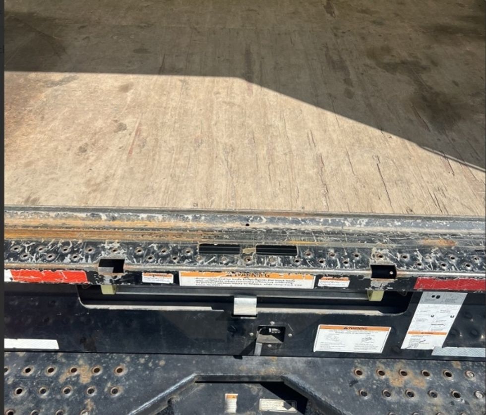 Light Duty Box Truck-Light and Medium Duty Trucks-GMC-2021-Savana G33903-Rochester-NY-108,842\n\t\tmiles-$ 27,750 - Image 5