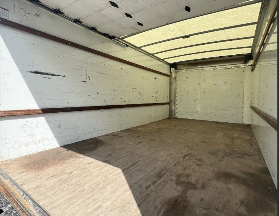 Light Duty Box Truck-Light and Medium Duty Trucks-GMC-2021-Savana G33903-Rochester-NY-108,842\n\t\tmiles-$ 27,750 - Image 6