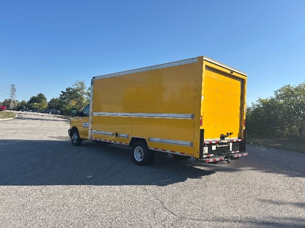 Light Duty Box Truck-Light and Medium Duty Trucks-GMC-2021-Savana G33903-Rochester-NY-118,252\n\t\tmiles-$ 21,250 - Image 5