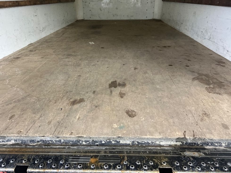 Light Duty Box Truck-Light and Medium Duty Trucks-GMC-2021-Savana G33903-Rochester-NY-88,087\n\t\tmiles-$ 29,000 - Image 10