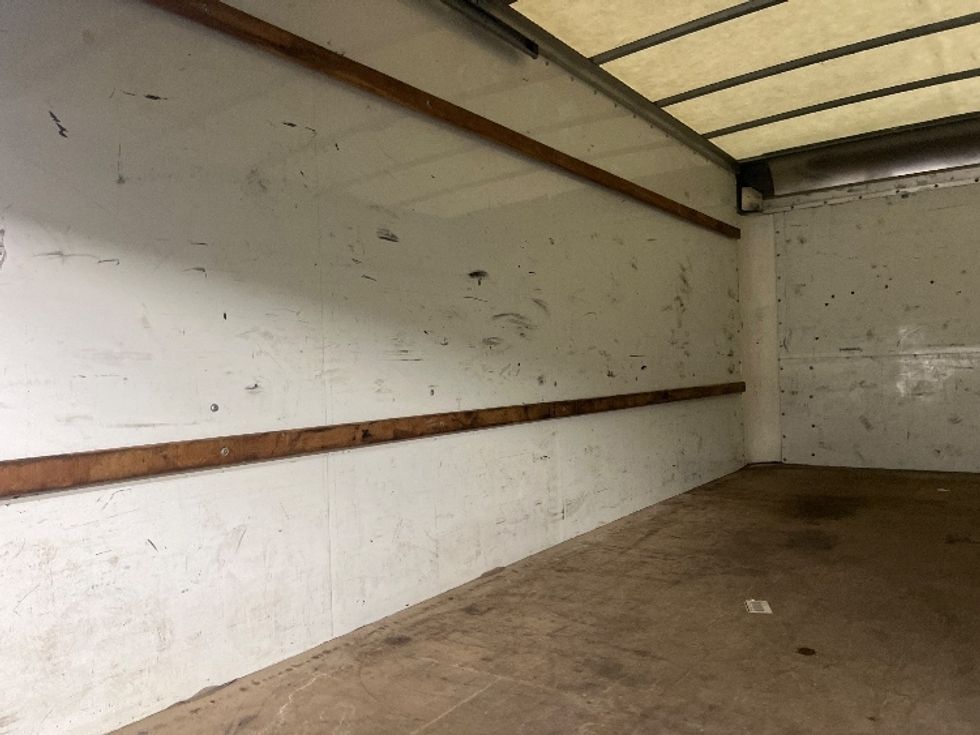 Light Duty Box Truck-Light and Medium Duty Trucks-GMC-2021-Savana G33903-Rochester-NY-88,087\n\t\tmiles-$ 29,000 - Image 11