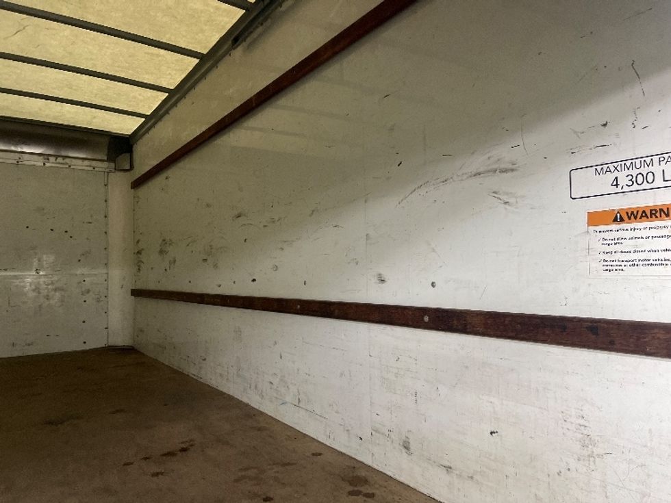 Light Duty Box Truck-Light and Medium Duty Trucks-GMC-2021-Savana G33903-Rochester-NY-88,087\n\t\tmiles-$ 29,000 - Image 12