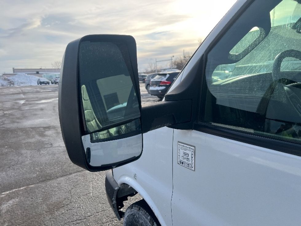 Light Duty Box Truck-Light and Medium Duty Trucks-GMC-2021-Savana G33903-Rochester-NY-88,087\n\t\tmiles-$ 29,000 - Image 25