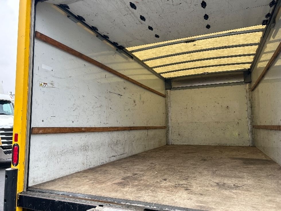 Light Duty Box Truck-Light and Medium Duty Trucks-GMC-2021-Savana G33903-Rockville-MD-110,682\n\t\tmiles-$ 24,500 - Image 11