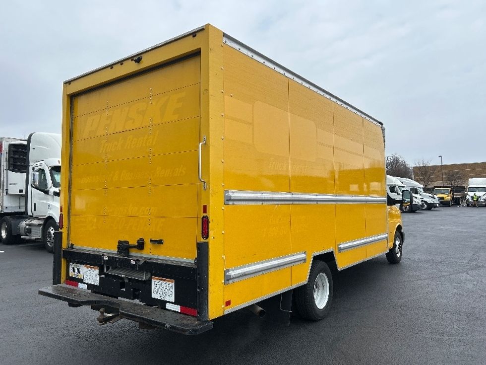 Light Duty Box Truck-Light and Medium Duty Trucks-GMC-2021-Savana G33903-Rockville-MD-110,682\n\t\tmiles-$ 24,500 - Image 13