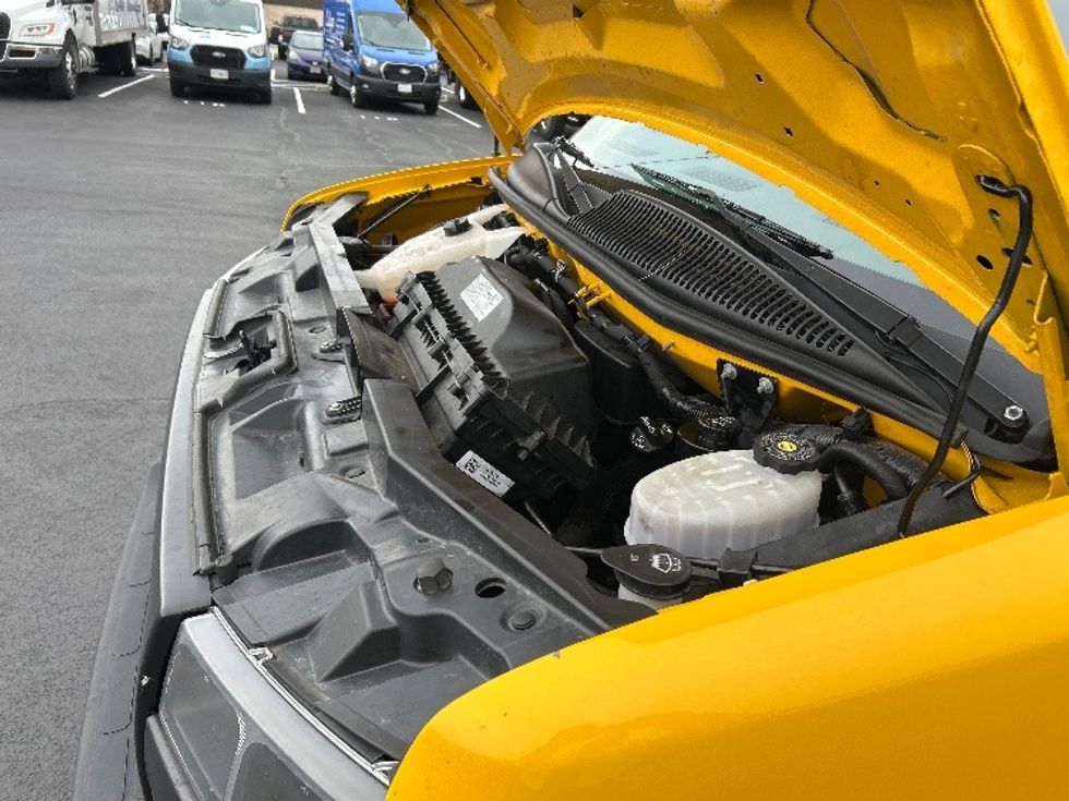 Light Duty Box Truck-Light and Medium Duty Trucks-GMC-2021-Savana G33903-Rockville-MD-110,682\n\t\tmiles-$ 24,500 - Image 24