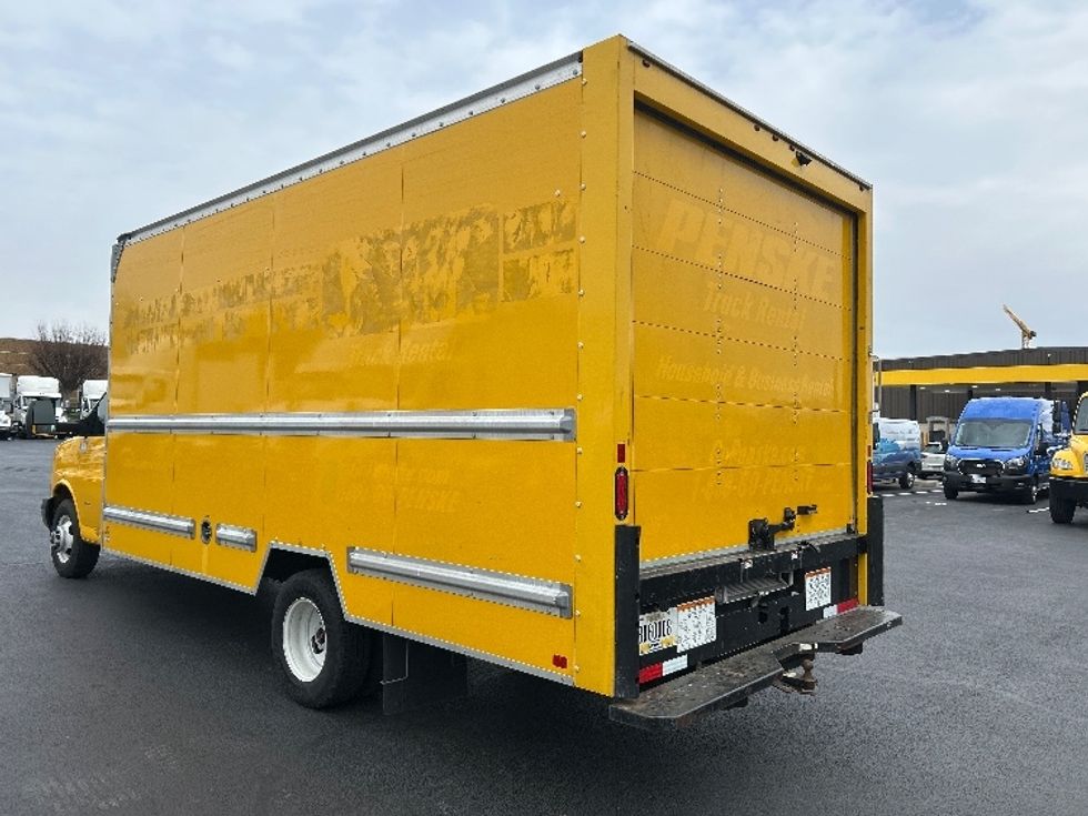 Light Duty Box Truck-Light and Medium Duty Trucks-GMC-2021-Savana G33903-Rockville-MD-110,682\n\t\tmiles-$ 24,500 - Image 6