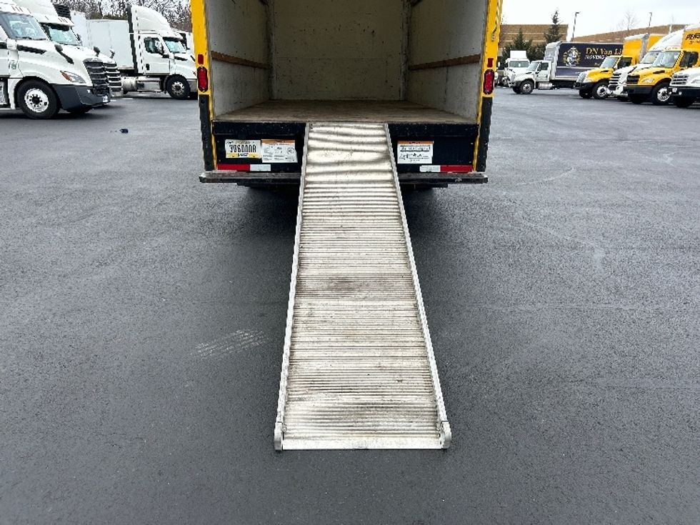 Light Duty Box Truck-Light and Medium Duty Trucks-GMC-2021-Savana G33903-Rockville-MD-110,682\n\t\tmiles-$ 24,500 - Image 9