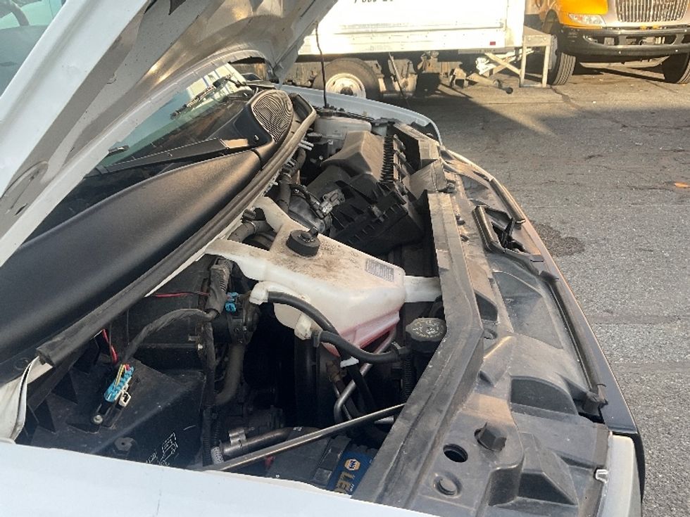 Light Duty Box Truck-Light and Medium Duty Trucks-GMC-2021-Savana G33903-Rockville-MD-113,101\n\t\tmiles-$ 27,250 - Image 22