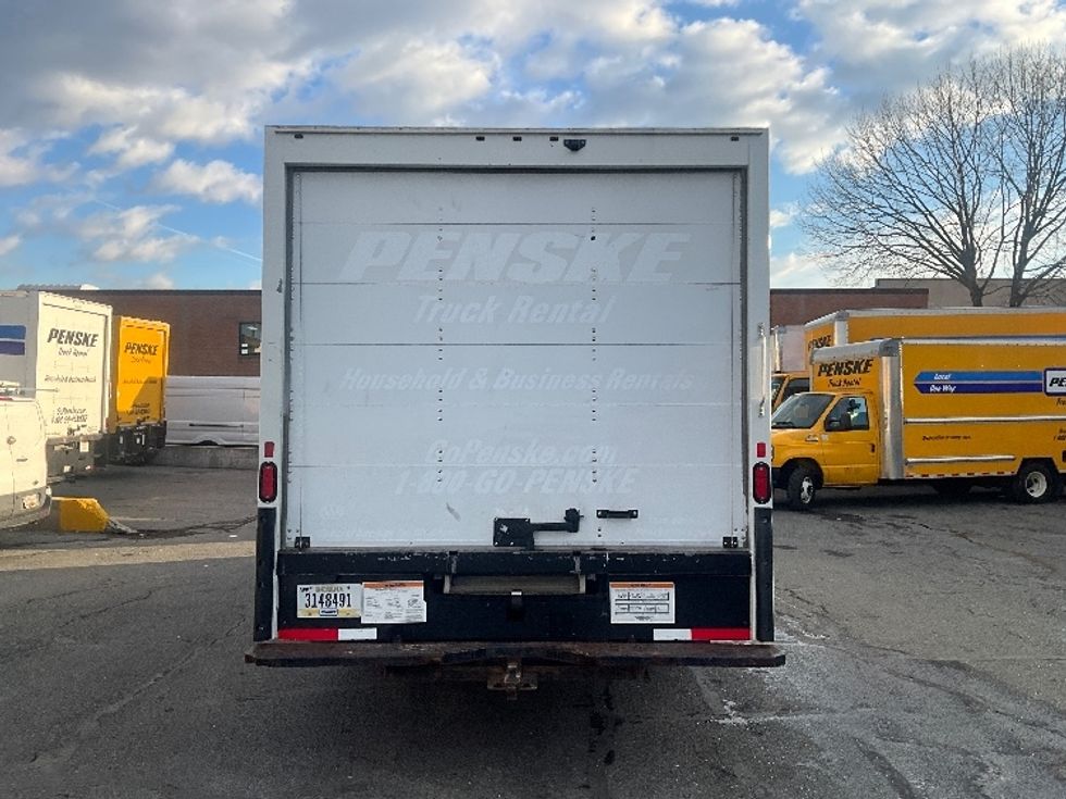 Light Duty Box Truck-Light and Medium Duty Trucks-GMC-2021-Savana G33903-Rockville-MD-113,101\n\t\tmiles-$ 27,250 - Image 7