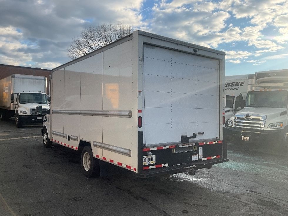 Light Duty Box Truck-Light and Medium Duty Trucks-GMC-2021-Savana G33903-Rockville-MD-114,823\n\t\tmiles-$ 28,250 - Image 6