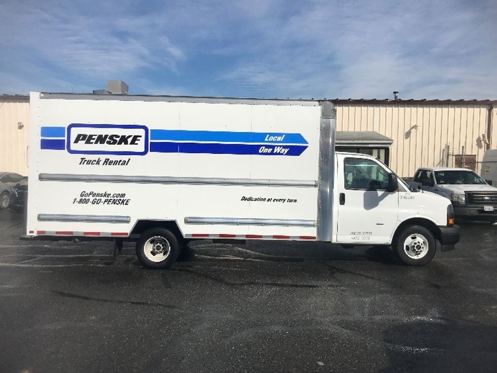 Light Duty Box Truck-Light and Medium Duty Trucks-GMC-2021-Savana G33903-Rockville-MD-57,482\n\t\tmiles-$ 34,250 - Image 14