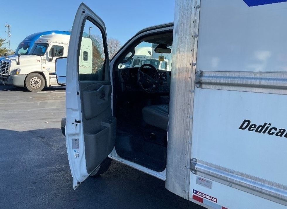 Light Duty Box Truck-Light and Medium Duty Trucks-GMC-2021-Savana G33903-Rockville-MD-57,482\n\t\tmiles-$ 34,250 - Image 15