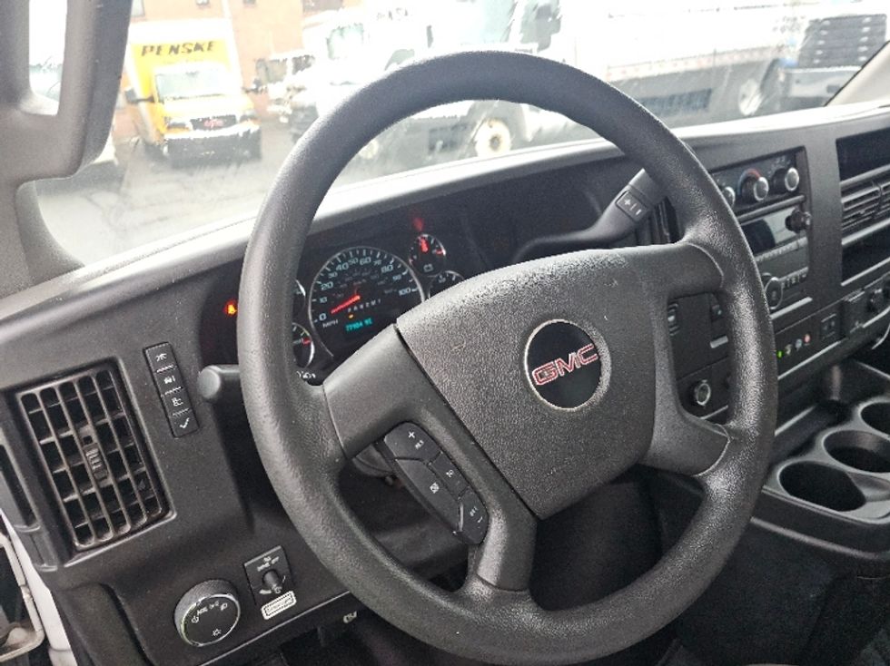 Light Duty Box Truck-Light and Medium Duty Trucks-GMC-2021-Savana G33903-Rockville-MD-77,904\n\t\tmiles-$ 32,500 - Image 16