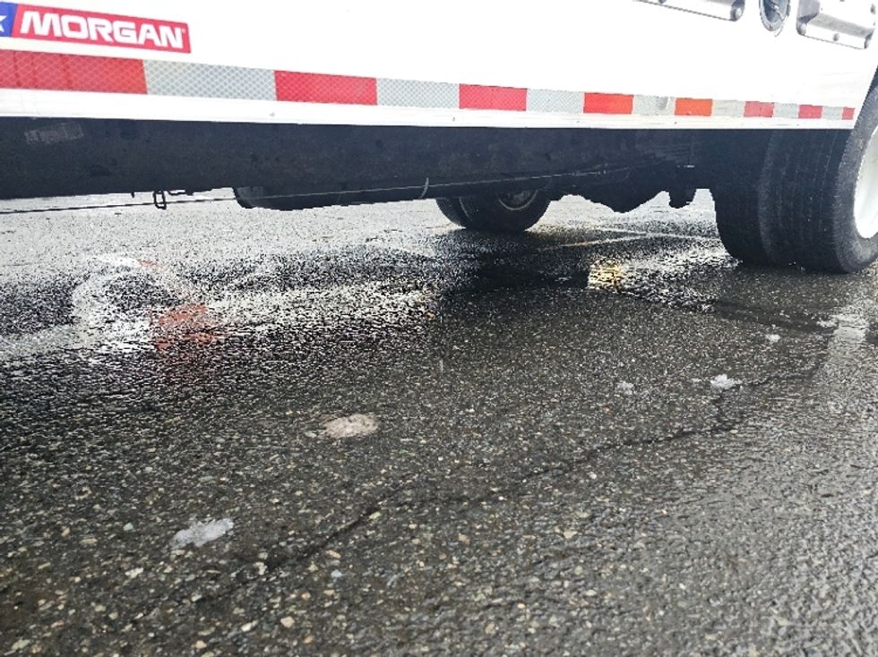 Light Duty Box Truck-Light and Medium Duty Trucks-GMC-2021-Savana G33903-Rockville-MD-77,904\n\t\tmiles-$ 32,500 - Image 5