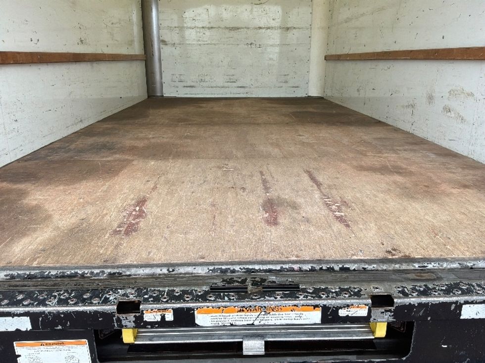 Light Duty Box Truck-Light and Medium Duty Trucks-GMC-2021-Savana G33903-Rockville-MD-93,025\n\t\tmiles-$ 24,750 - Image 10
