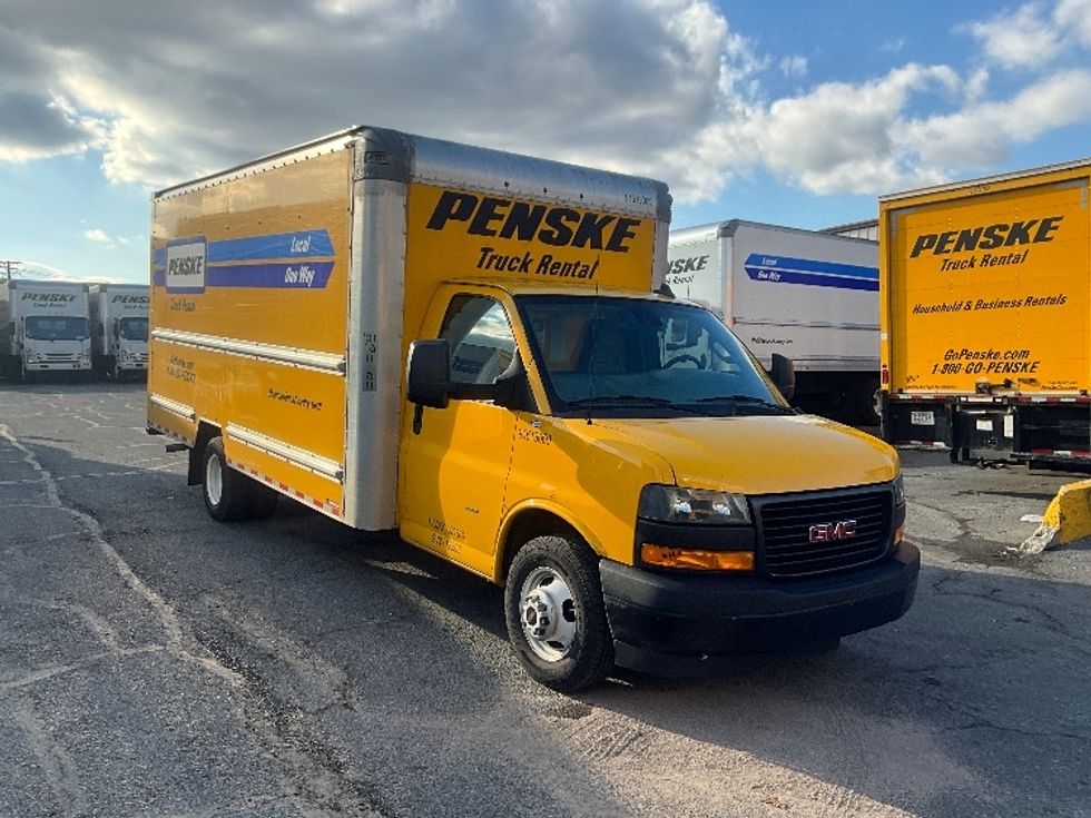 Light Duty Box Truck-Light and Medium Duty Trucks-GMC-2021-Savana G33903-Rockville-MD-94,775\n\t\tmiles-$ 26,250 - Image 1