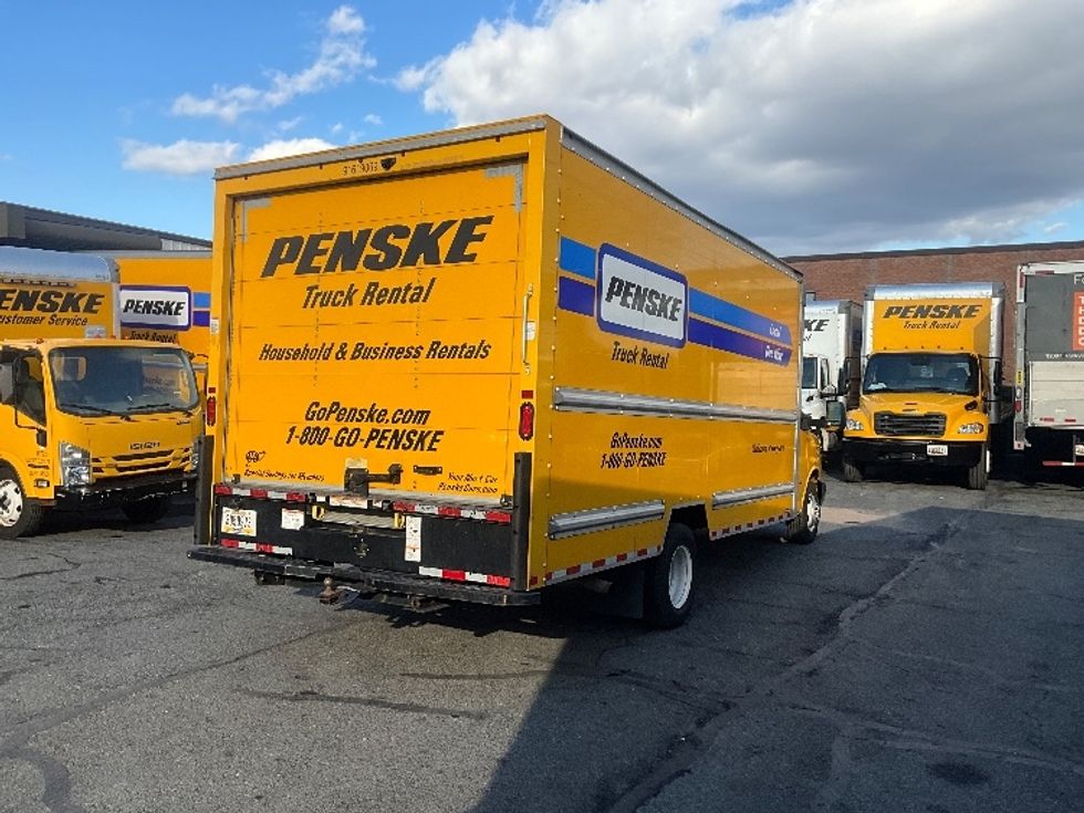 Light Duty Box Truck-Light and Medium Duty Trucks-GMC-2021-Savana G33903-Rockville-MD-94,775\n\t\tmiles-$ 26,250 - Image 12