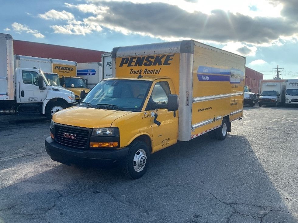 Light Duty Box Truck-Light and Medium Duty Trucks-GMC-2021-Savana G33903-Rockville-MD-94,775\n\t\tmiles-$ 26,250 - Image 3