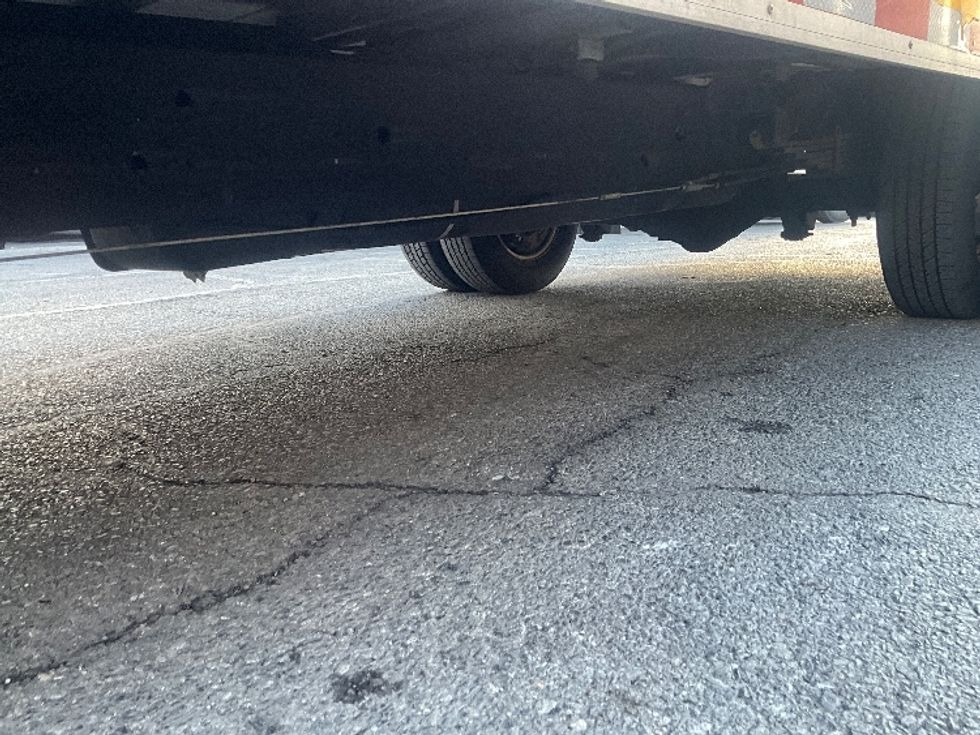 Light Duty Box Truck-Light and Medium Duty Trucks-GMC-2021-Savana G33903-Rockville-MD-94,775\n\t\tmiles-$ 26,250 - Image 5