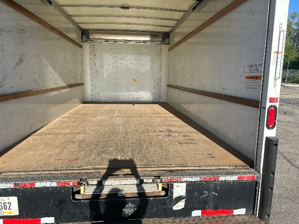 Light Duty Box Truck-Light and Medium Duty Trucks-GMC-2021-Savana G33903-Romulus-MI-129,377\n\t\tmiles-$ 24,250 - Image 10