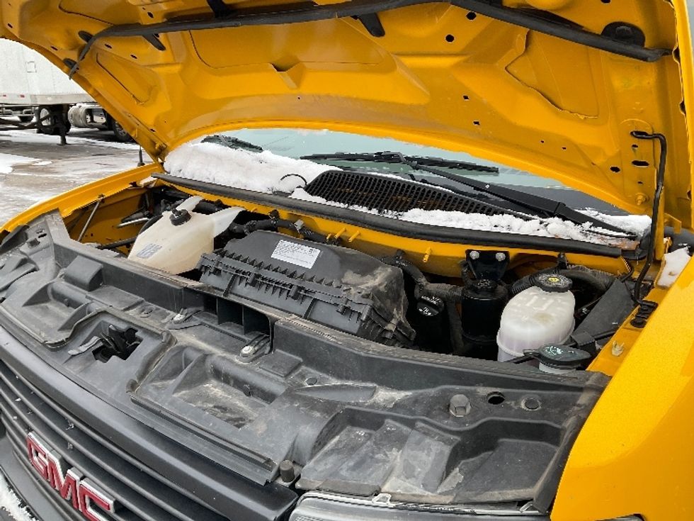 Light Duty Box Truck-Light and Medium Duty Trucks-GMC-2021-Savana G33903-Romulus-MI-96,774\n\t\tmiles-$ 26,500 - Image 24