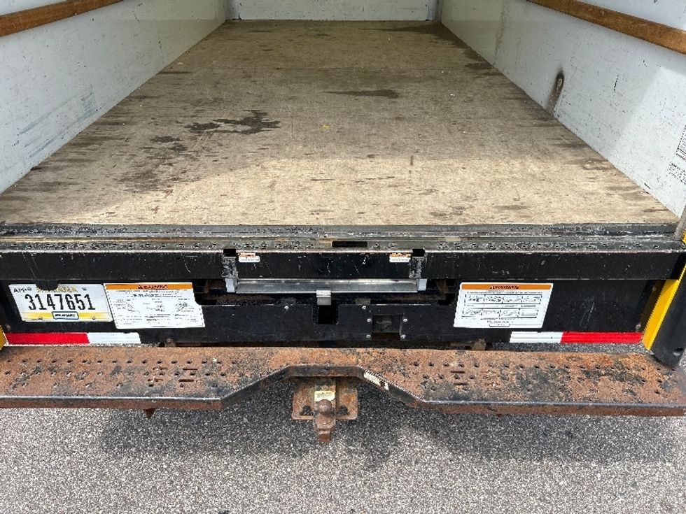 Light Duty Box Truck-Light and Medium Duty Trucks-GMC-2021-Savana G33903-Roseville-MN-76,173\n\t\tmiles-$ 28,000 - Image 9