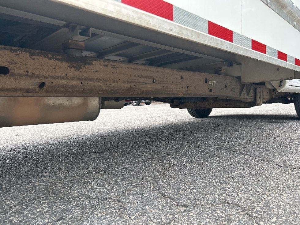 Light Duty Box Truck-Light and Medium Duty Trucks-GMC-2021-Savana G33903-Roseville-MN-85,381\n\t\tmiles-$ 30,750 - Image 14
