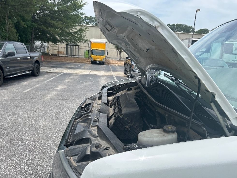 Light Duty Box Truck-Light and Medium Duty Trucks-GMC-2021-Savana G33903-Roseville-MN-85,381\n\t\tmiles-$ 30,750 - Image 23