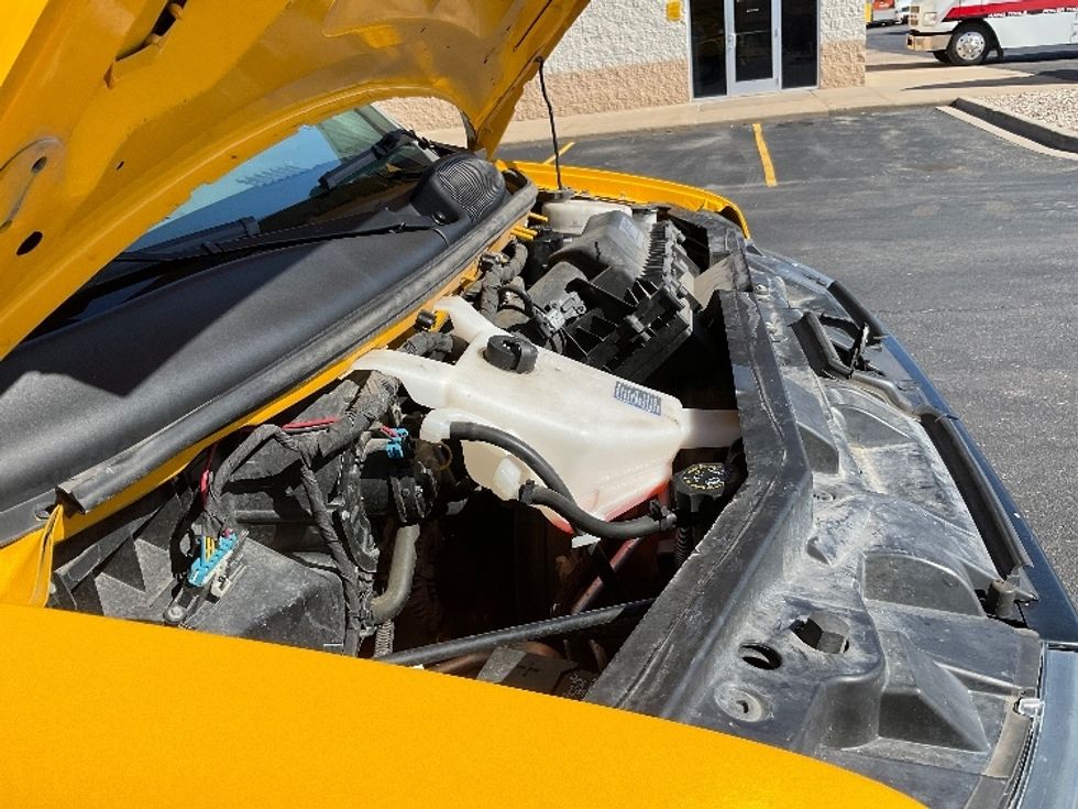 Light Duty Box Truck-Light and Medium Duty Trucks-GMC-2021-Savana G33903-Rothschild-WI-105,046\n\t\tmiles-$ 27,000 - Image 21