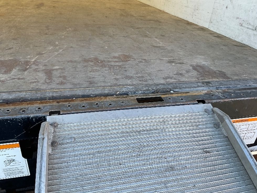 Light Duty Box Truck-Light and Medium Duty Trucks-GMC-2021-Savana G33903-Rothschild-WI-105,046\n\t\tmiles-$ 27,000 - Image 9