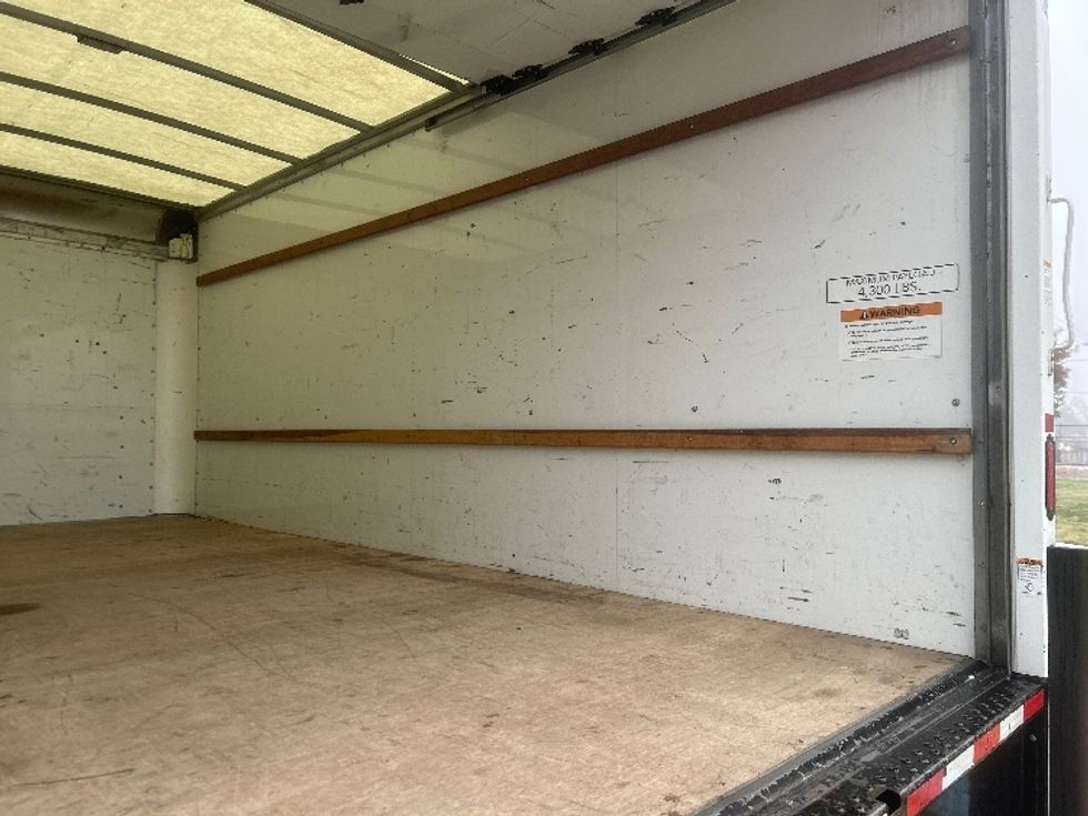 Light Duty Box Truck-Light and Medium Duty Trucks-GMC-2021-Savana G33903-Round Rock-TX-106,059\n\t\tmiles-$ 33,500 - Image 11