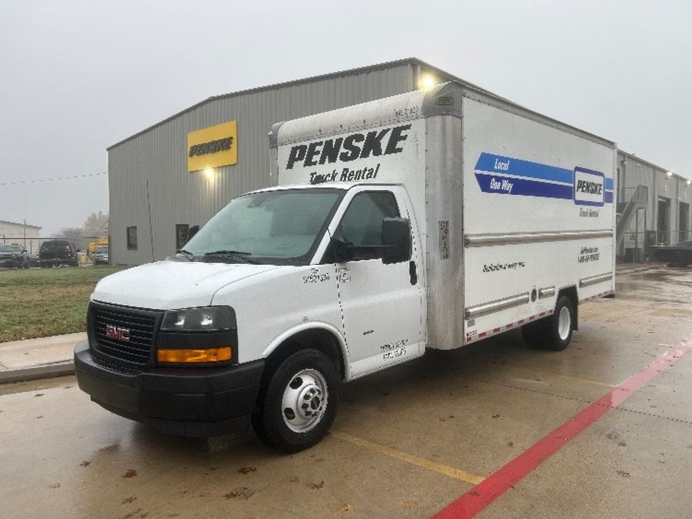 Light Duty Box Truck-Light and Medium Duty Trucks-GMC-2021-Savana G33903-Round Rock-TX-106,059\n\t\tmiles-$ 33,500 - Image 3