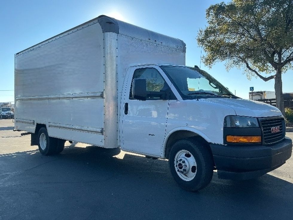 Light Duty Box Truck-Light and Medium Duty Trucks-GMC-2021-Savana G33903-Sacramento-CA-107,453\n\t\tmiles-$ 29,750 - Image 1